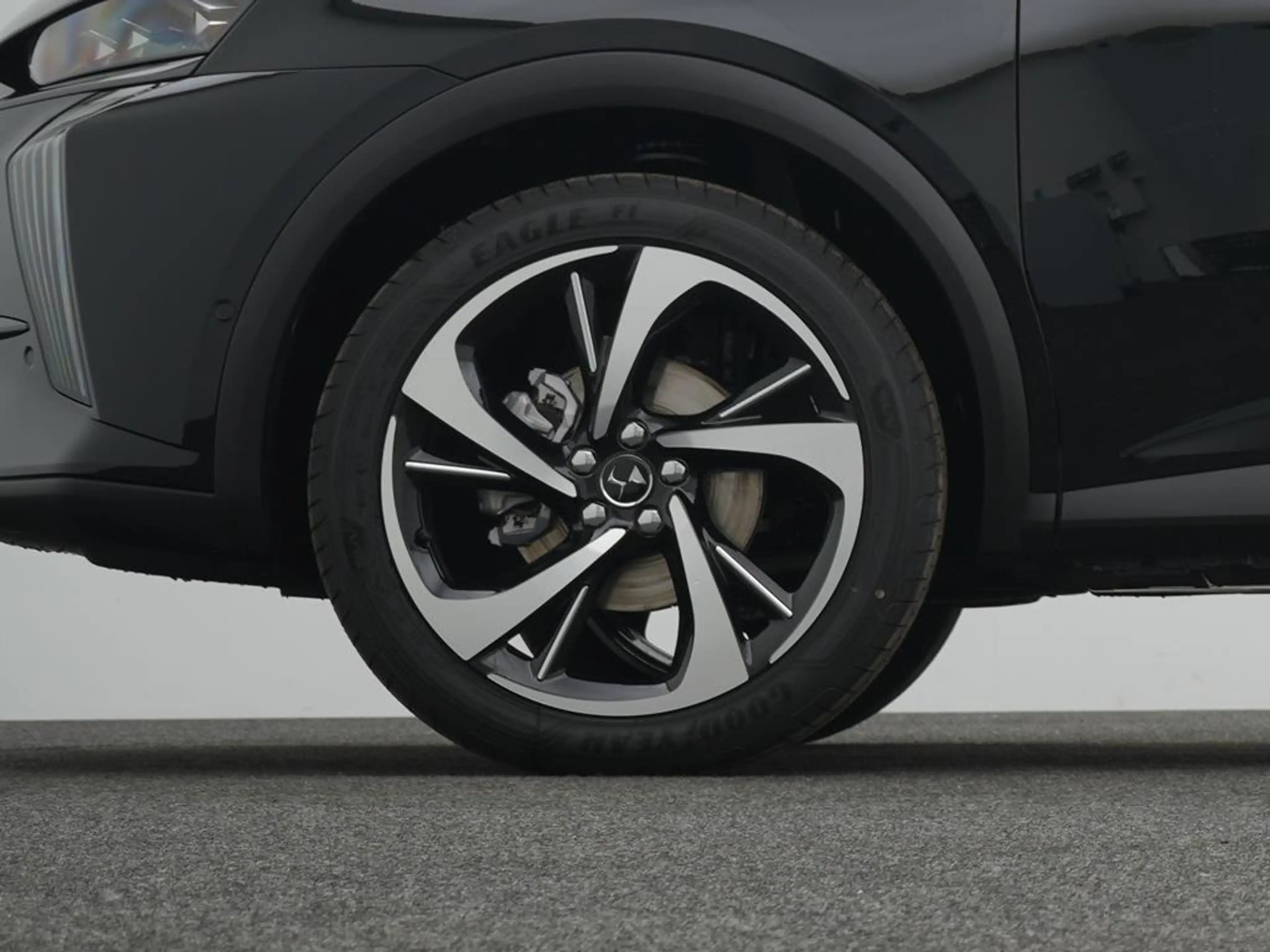 DS Automobiles DS 7 Etoile Blue HDI 130 — photo 10