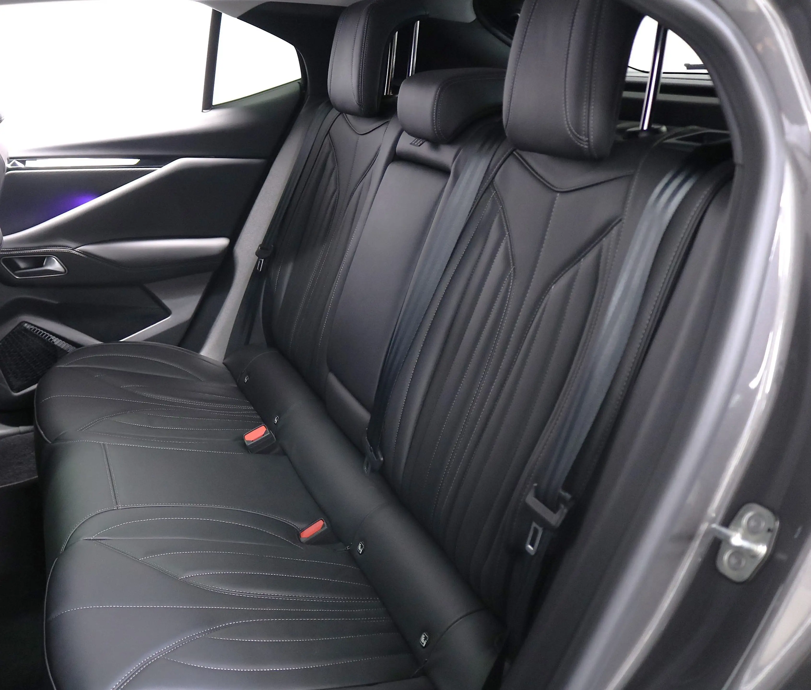 DS Automobiles DS 4 Cross Rivoli 1.5*NAVI*360*Kamera*Headup*PANO*u.v.m — photo 13