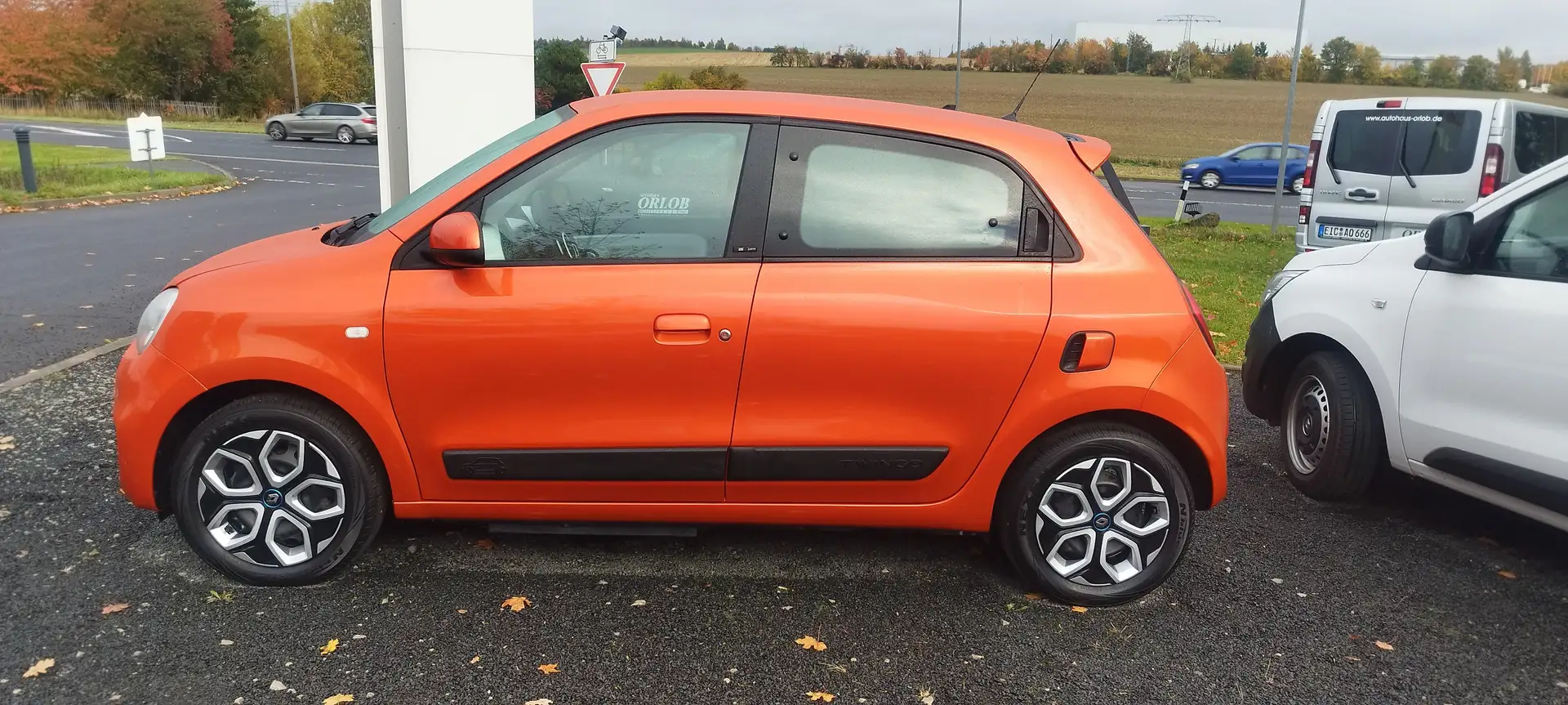 Renault Twingo ZEN Electric (Kaufpreis inkl. Antriebsbatterie) Orange - 1