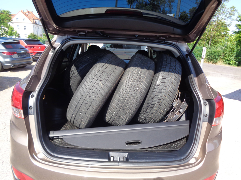 Hyundai iX35 FIFA World Cup Edition 2WD — photo 8