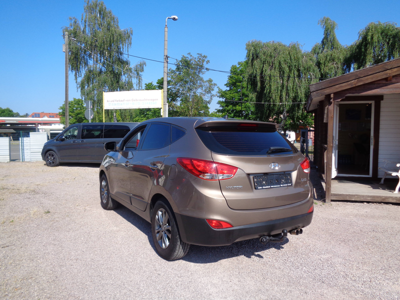 Hyundai iX35 FIFA World Cup Edition 2WD — photo 5