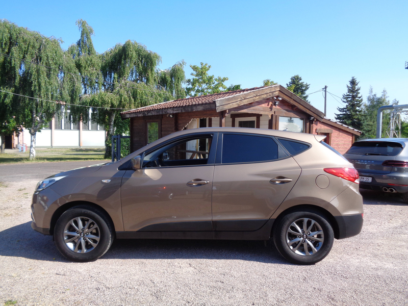 Hyundai iX35 FIFA World Cup Edition 2WD — photo 6