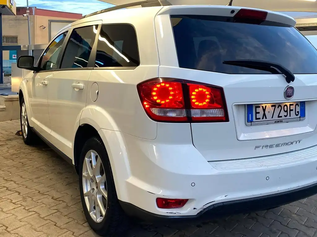 Fiat Freemont 2014 из Европы — купить под ключ