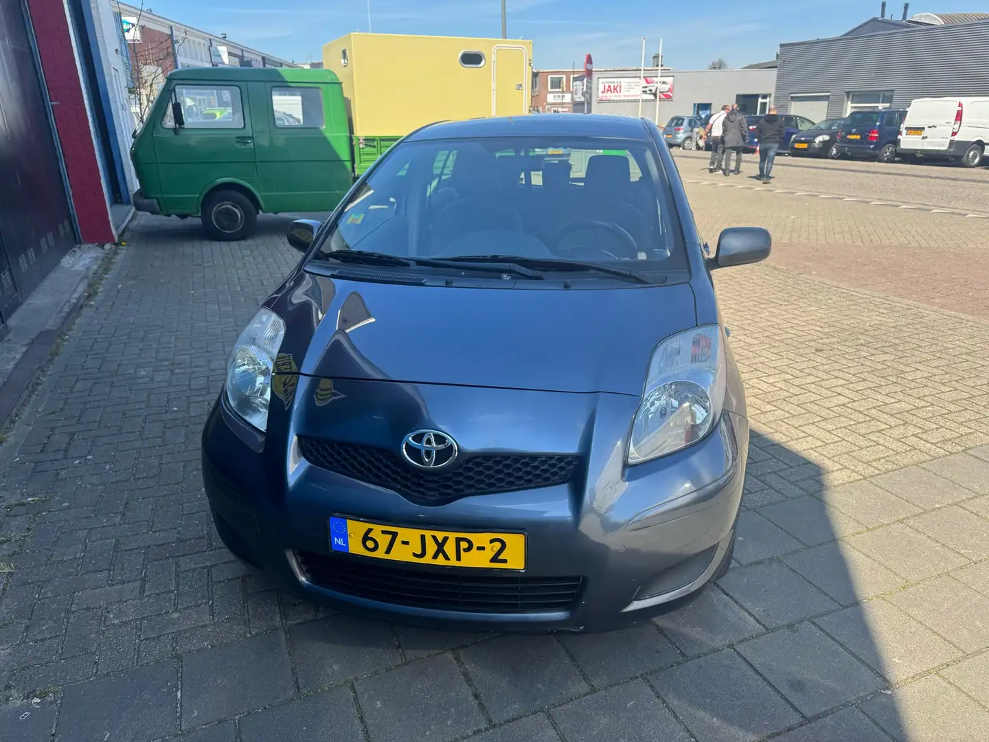 Toyota Yaris 1.3 VVTi Aspiration Bleu - 1