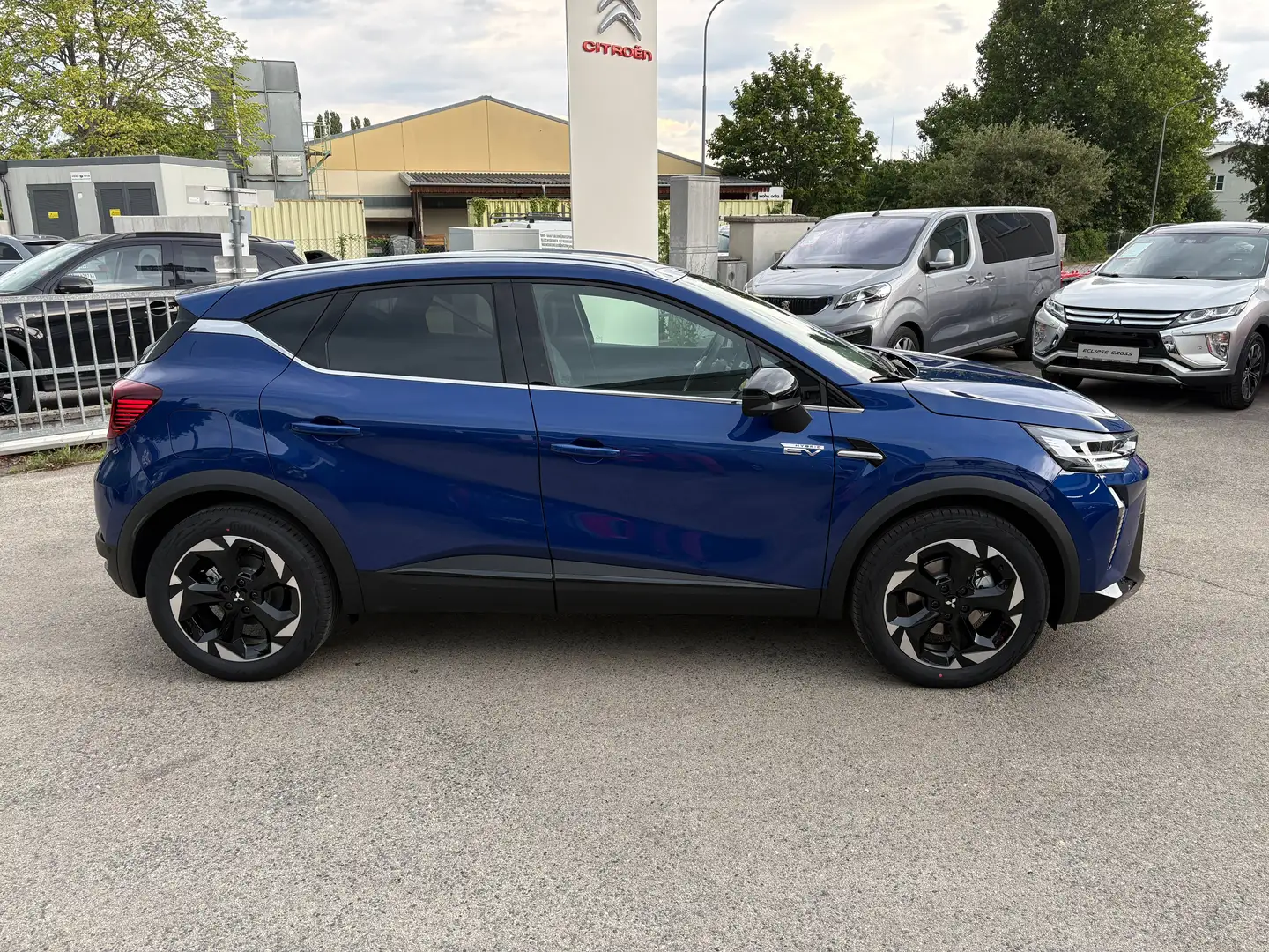 Mitsubishi ASX 1,8 HEV Intense Aut./incl. Winterräder Blau - 2