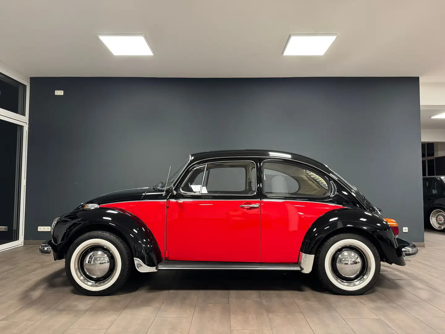 Volkswagen Käfer OLDTIMER/H-ZULASSUNG/LEDER/SD/TÜV05-2027 Schwarz - 2