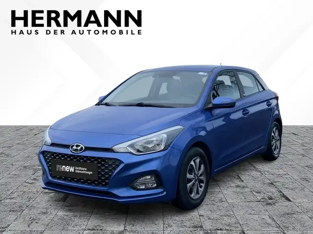 Hyundai i20 1.0 Trend CAM*SHZ*PDC*Facelift*LM*Klima