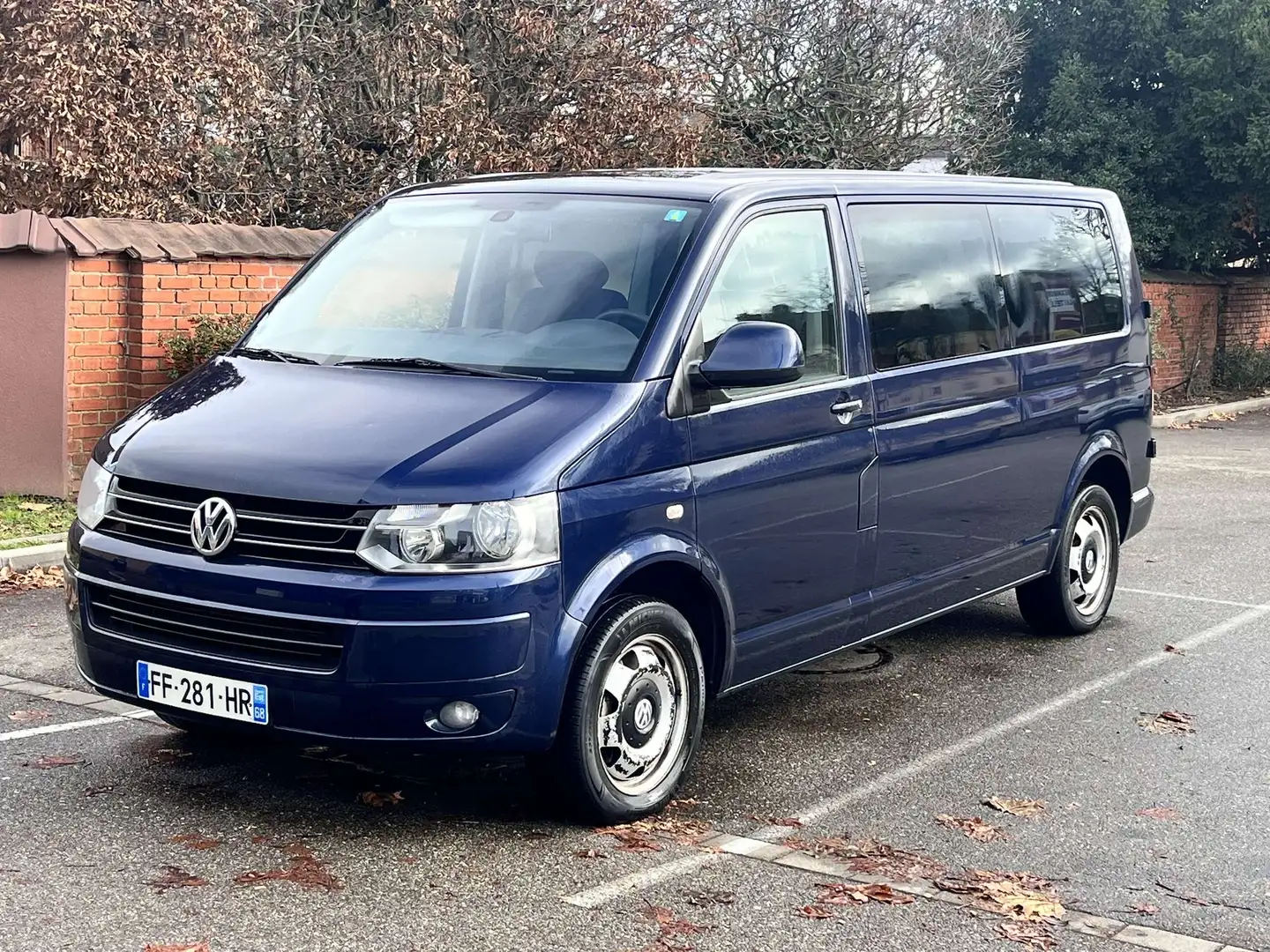 Volkswagen T6 Caravelle Bleu - 1