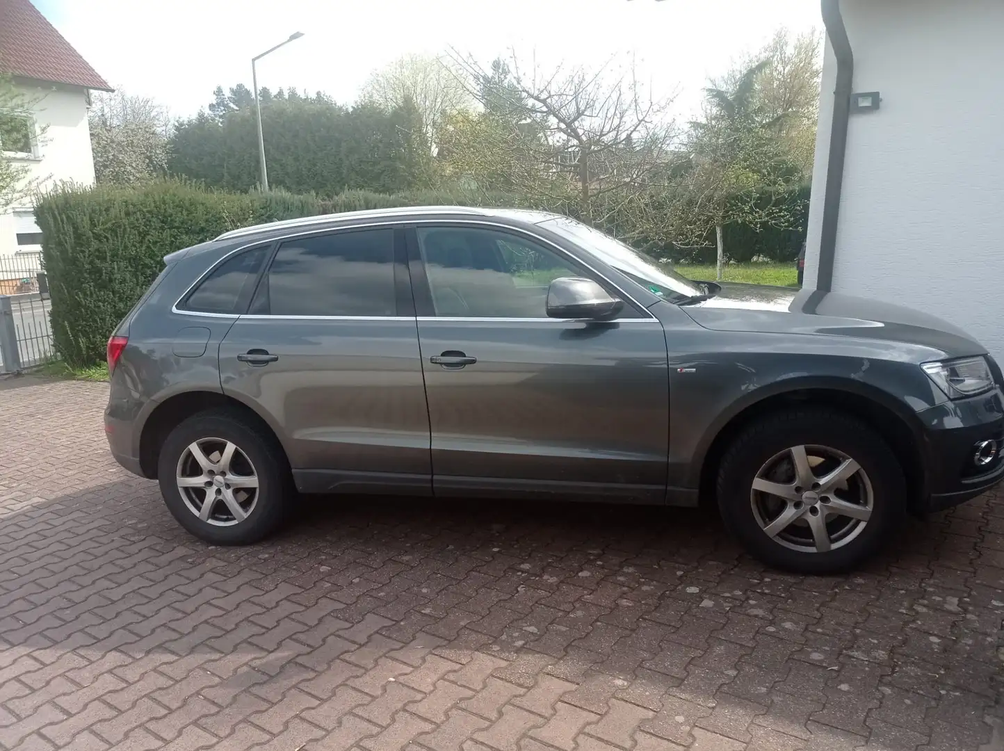 Audi Q5 2.0 TDI quattro S tronic - 1