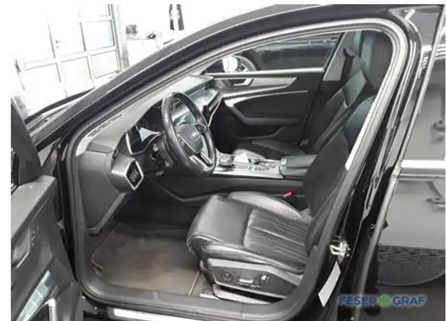 Audi A6 view 9