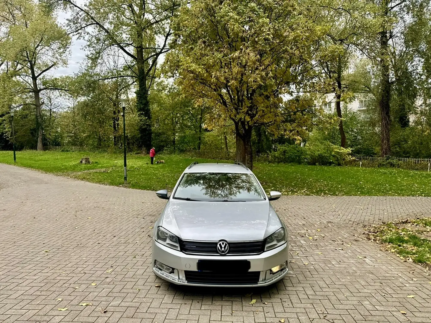 Volkswagen Passat Variant 1.6 CR TDi Comfortline BMT Grijs - 2