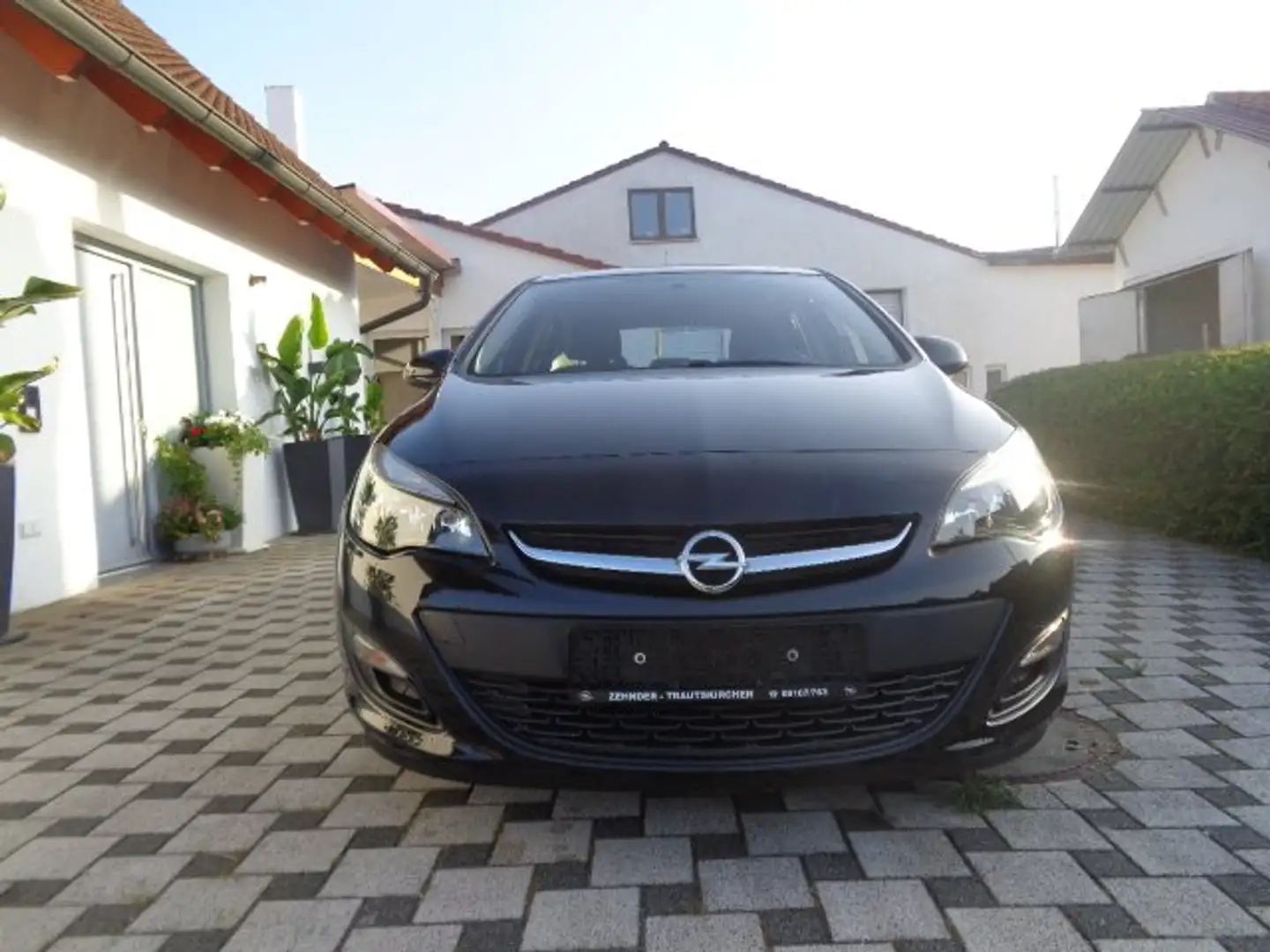 Opel Astra Style Schwarz - 2