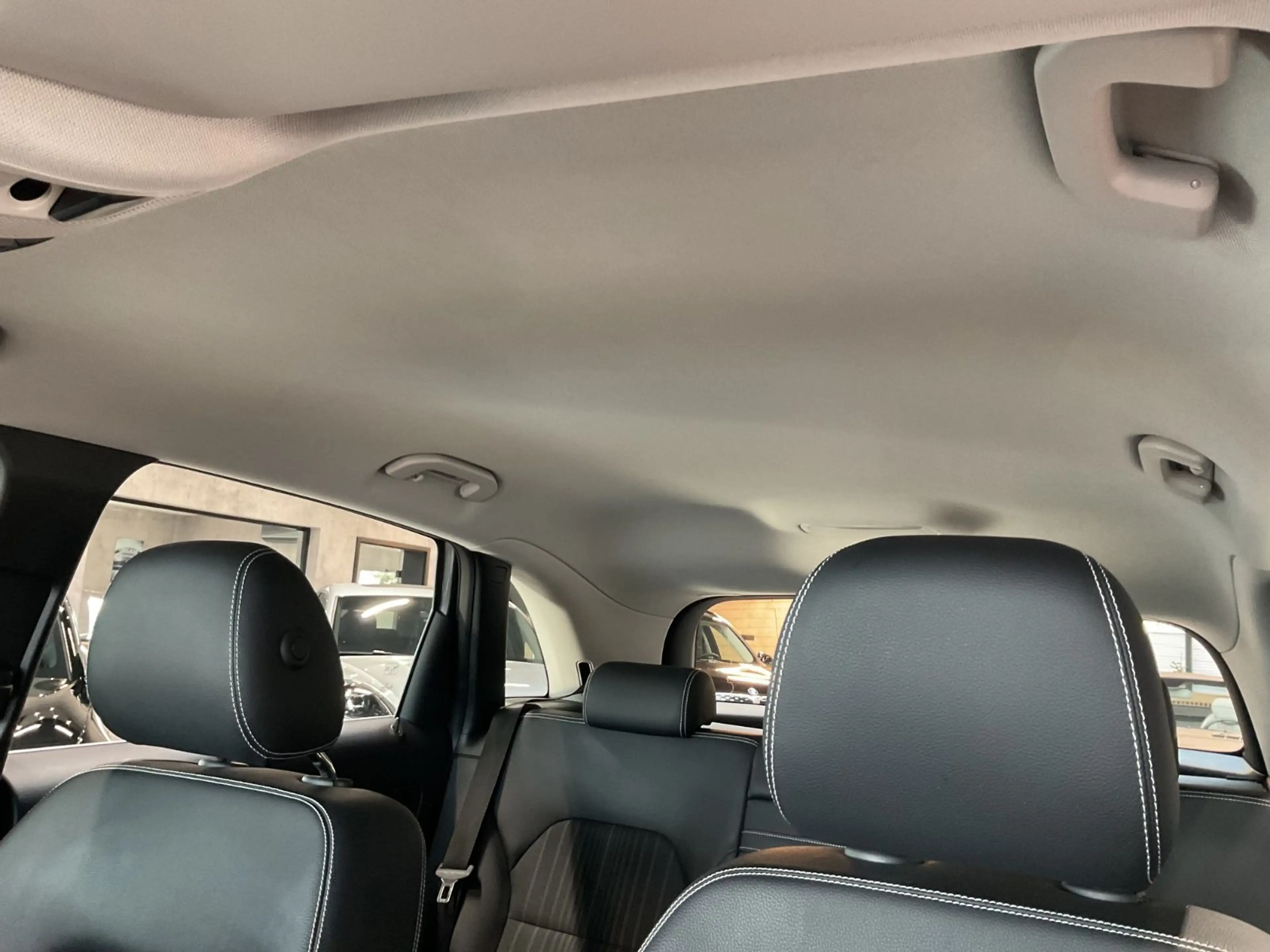 Mercedes-Benz B 200 CDI Sportpaket Navi Teilleder Sitzh. 17" — photo 11