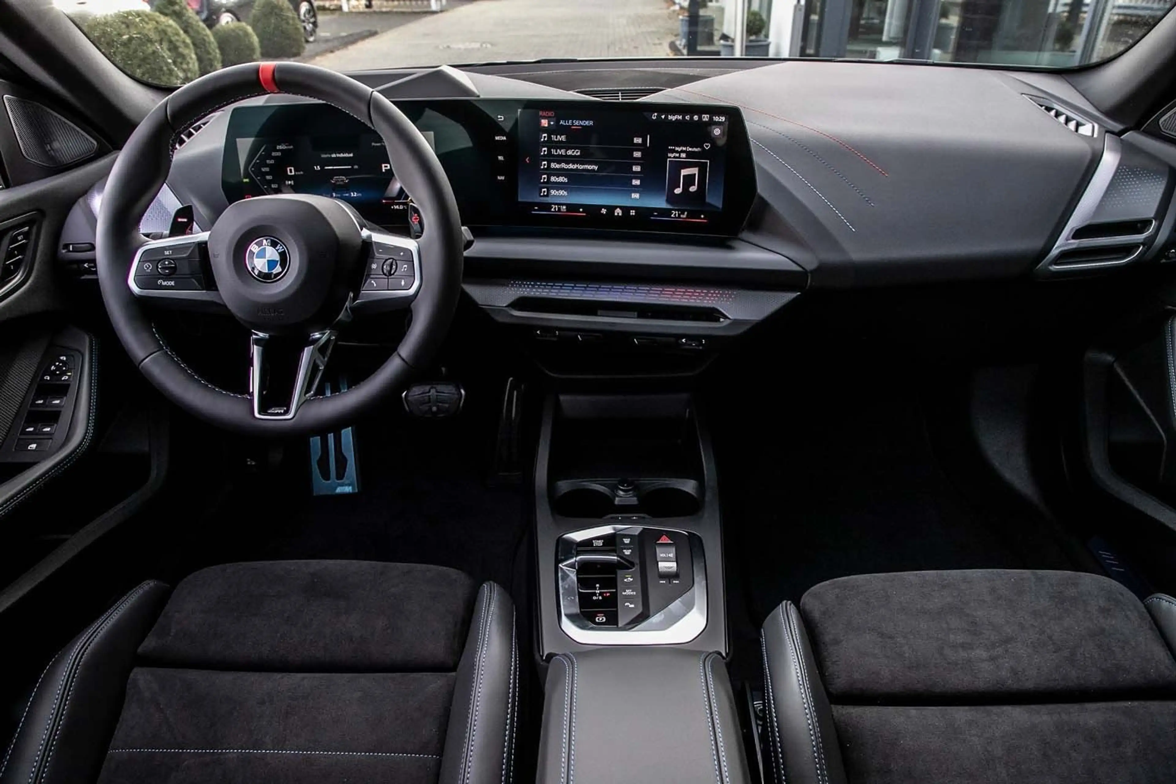 BMW 235 M235i xDrive Gran Coupe M Sport HUD AHK Pano SHZ — photo 5