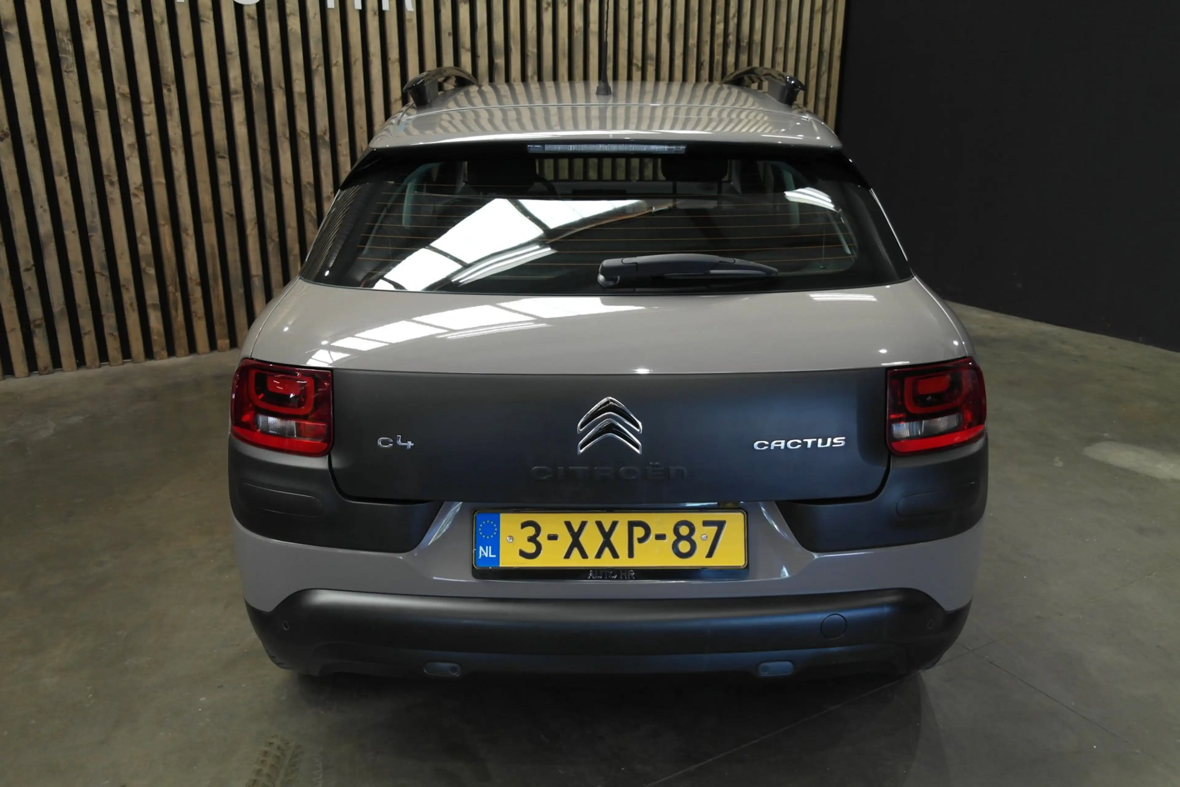 Citroen C4 Cactus 1.2 VTi Achteruitrijcamera Climate Control — photo 9