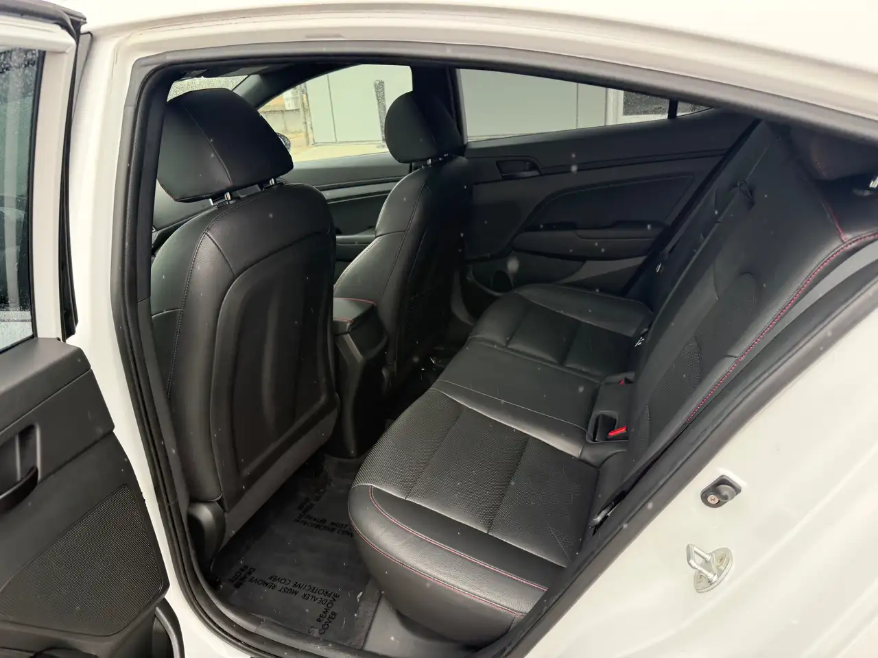 Hyundai ELANTRA снимка Hyundai ELANTRA
