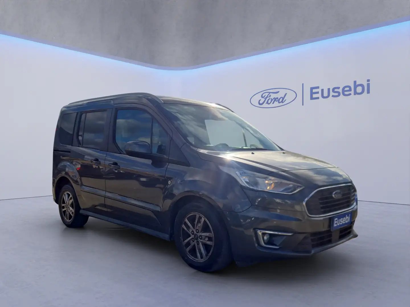 Ford Tourneo Connect 1.5 TDCi 120 CV Titanium Grigio - 1
