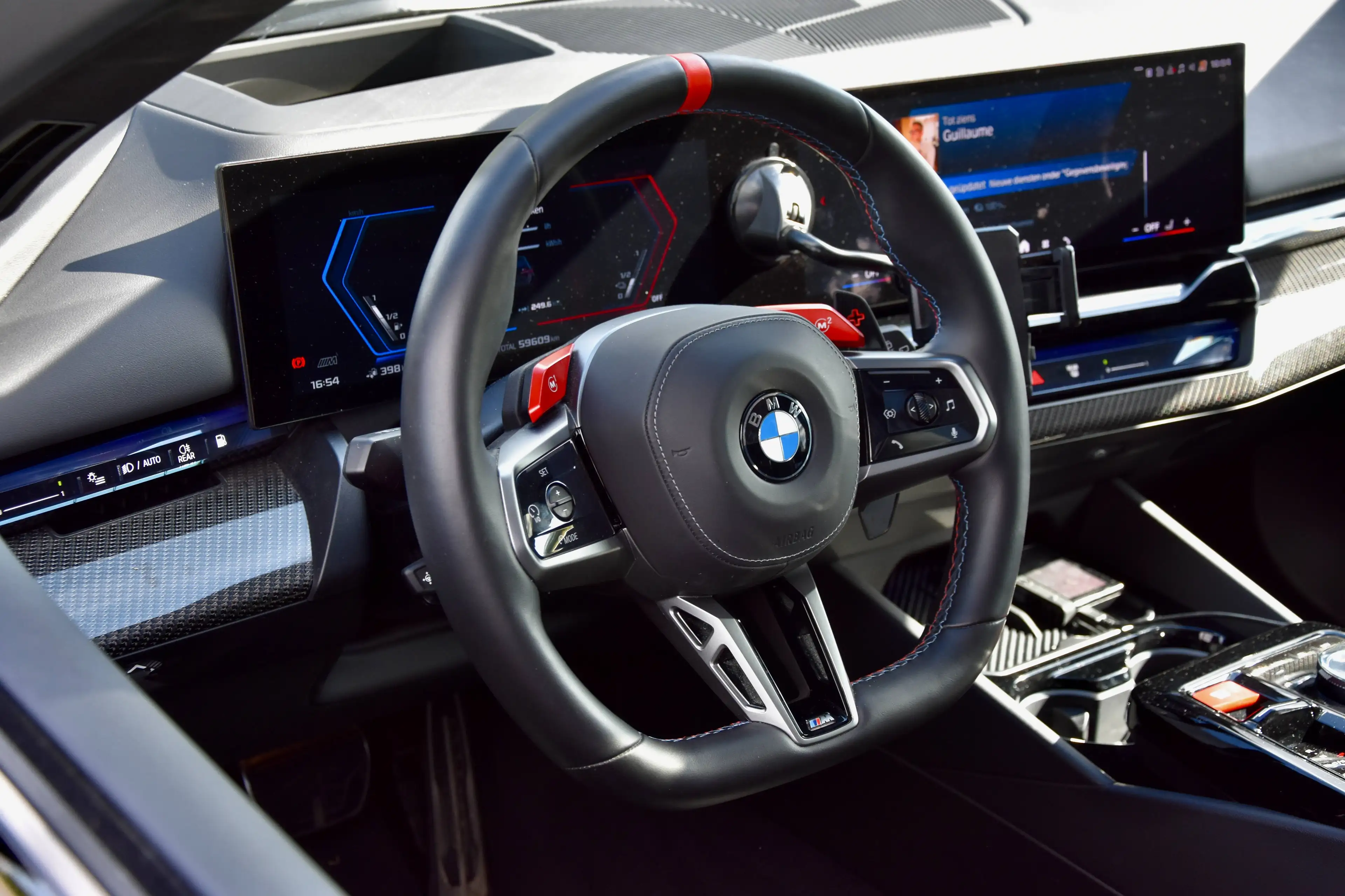 BMW M5 M5 Touring PHEV 4.4 AS — photo 13