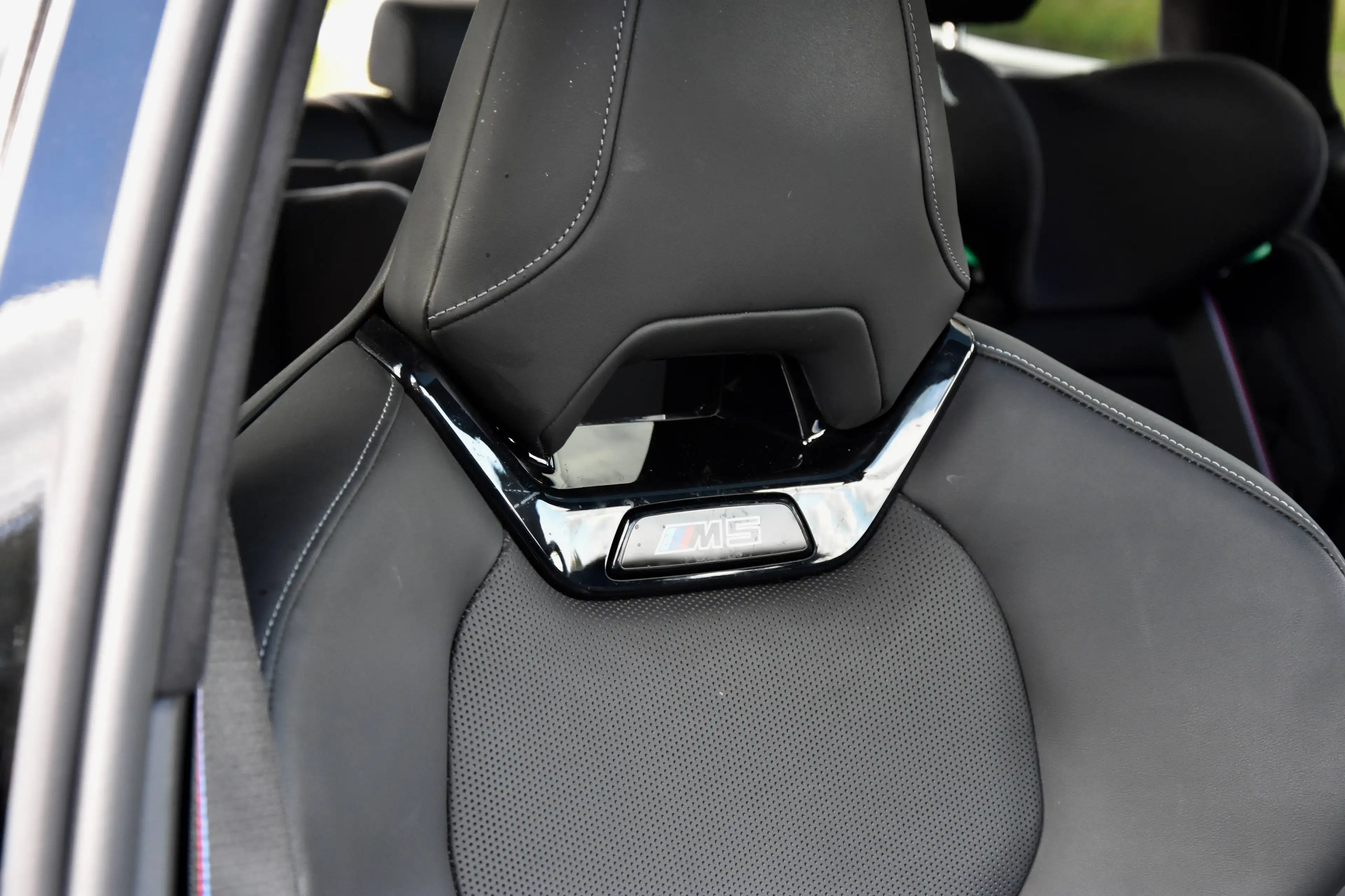 BMW M5 M5 Touring PHEV 4.4 AS — photo 6
