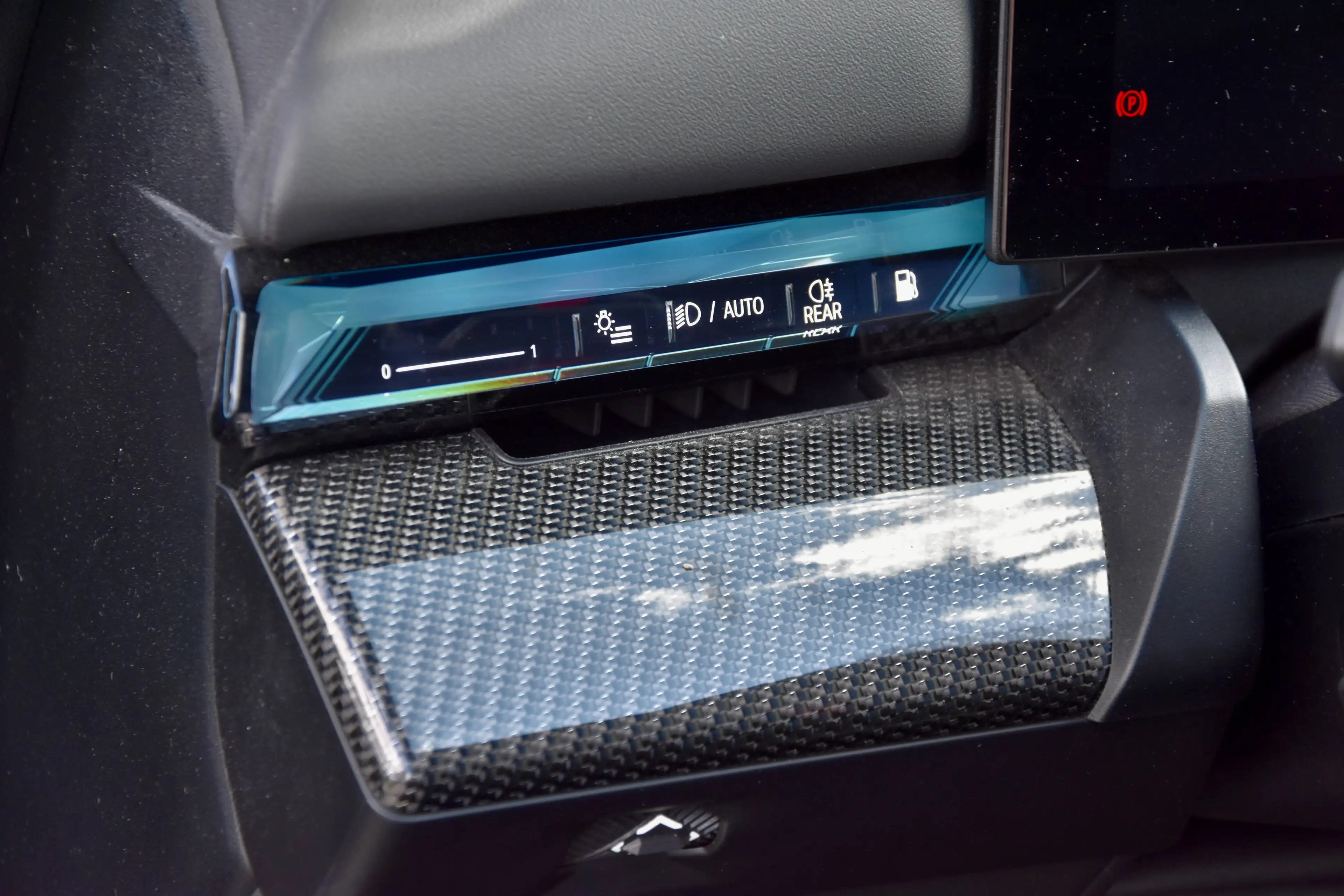 BMW M5 M5 Touring PHEV 4.4 AS — photo 7