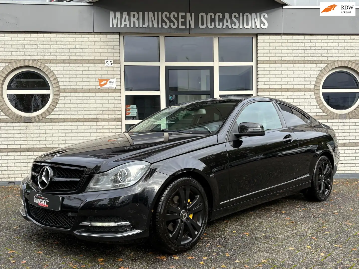 Mercedes-Benz C 180 Coupé Premium Edition Noir - 1