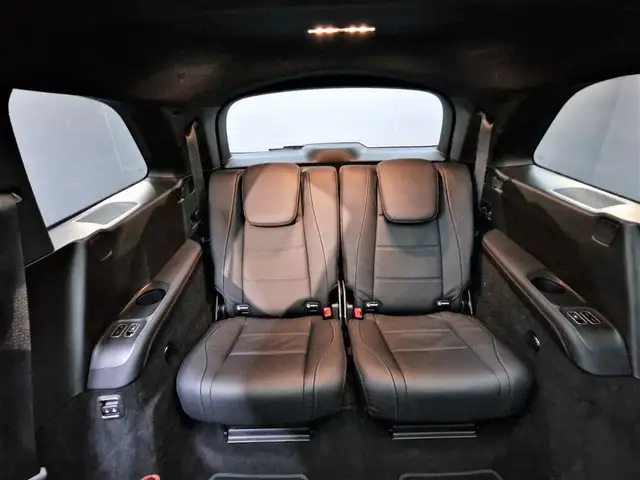 Mercedes-Benz GLS Class view 15