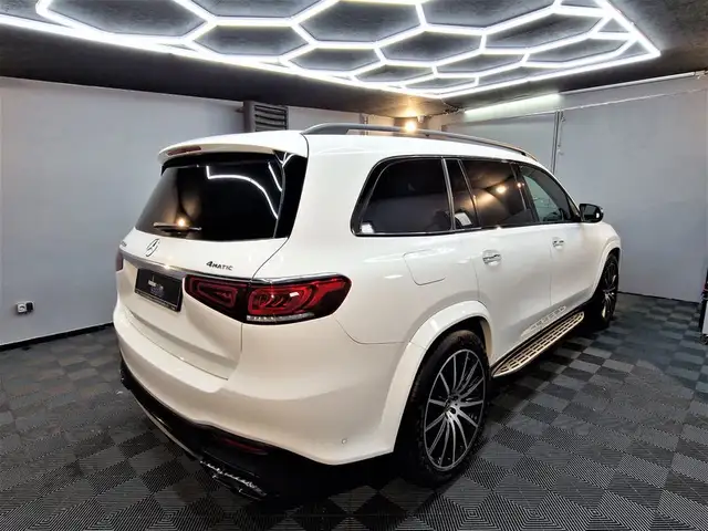 Mercedes-Benz GLS Class view 4