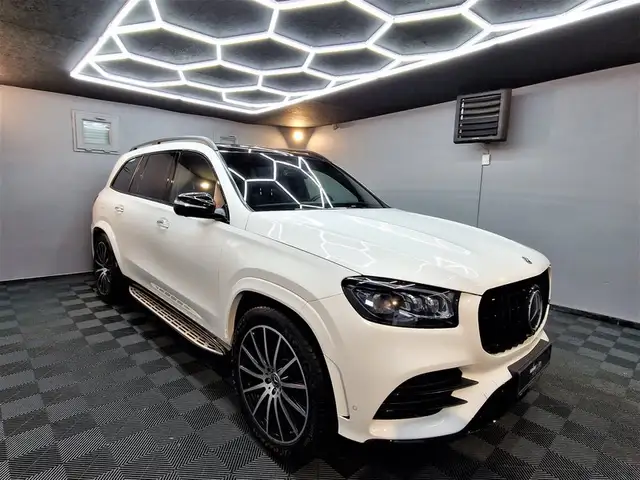 Mercedes-Benz GLS Class view 2