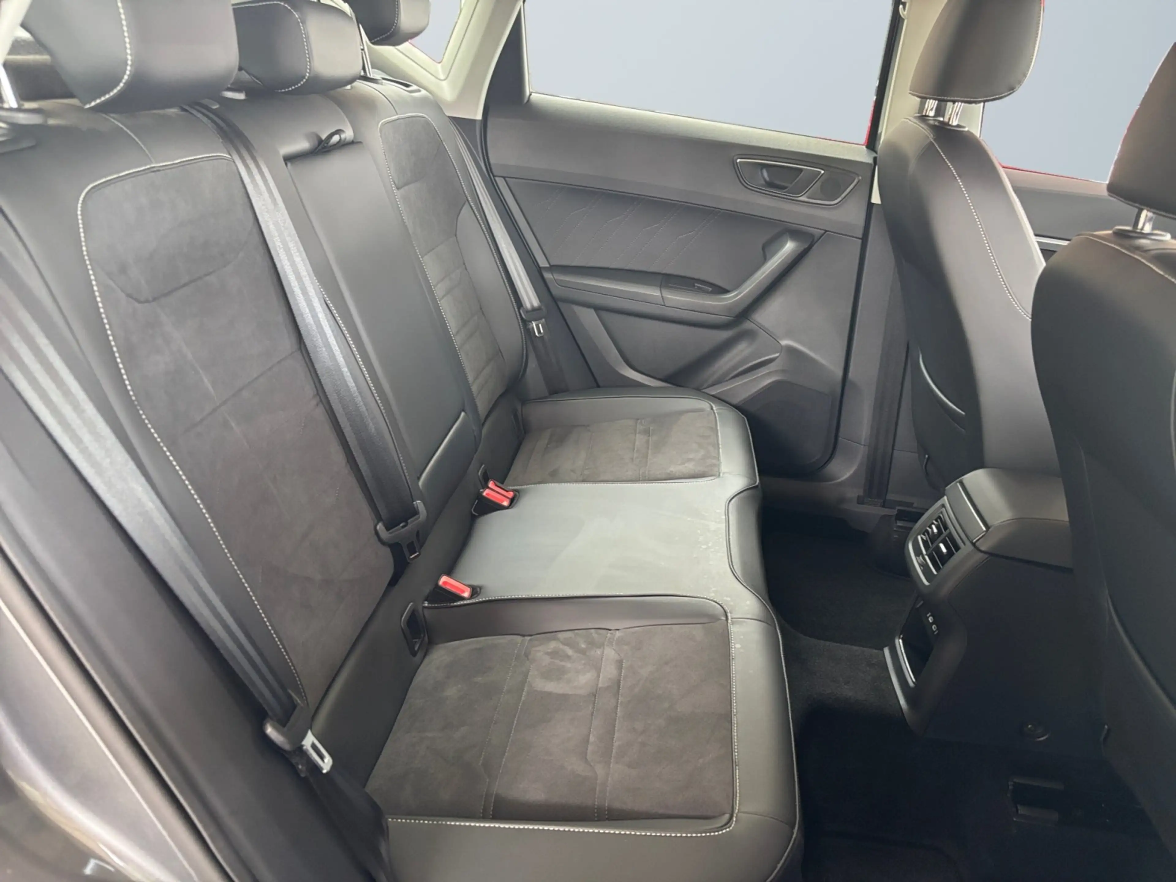 SEAT Ateca Style 1.5 TSI ACT DSG Rückfahrkamera — photo 11