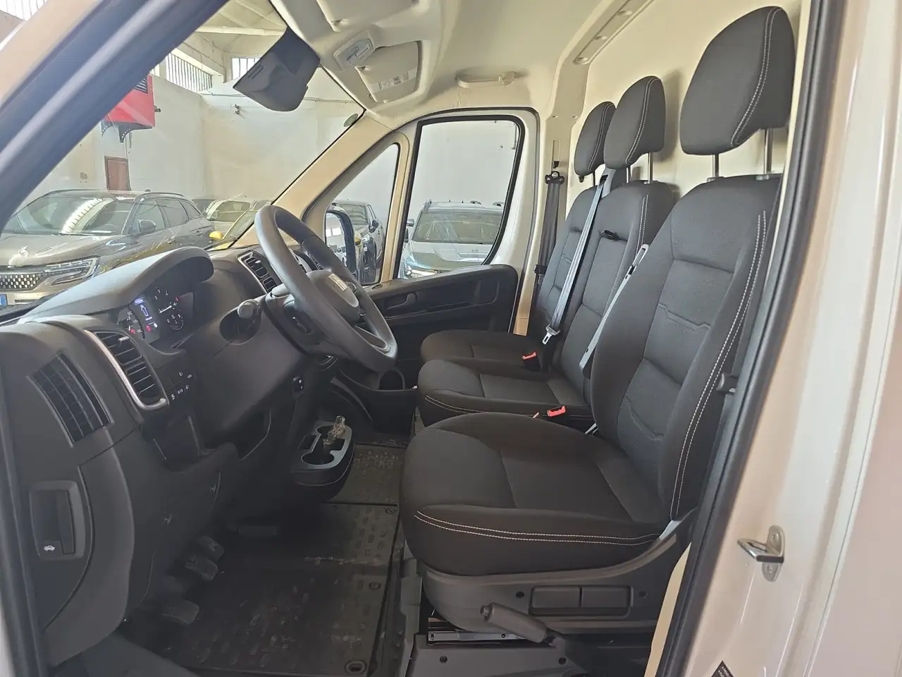 Fiat Ducato NUOVO DUCATO Furgone Lastrato 35q L2H2 140cv, миниатюра 11