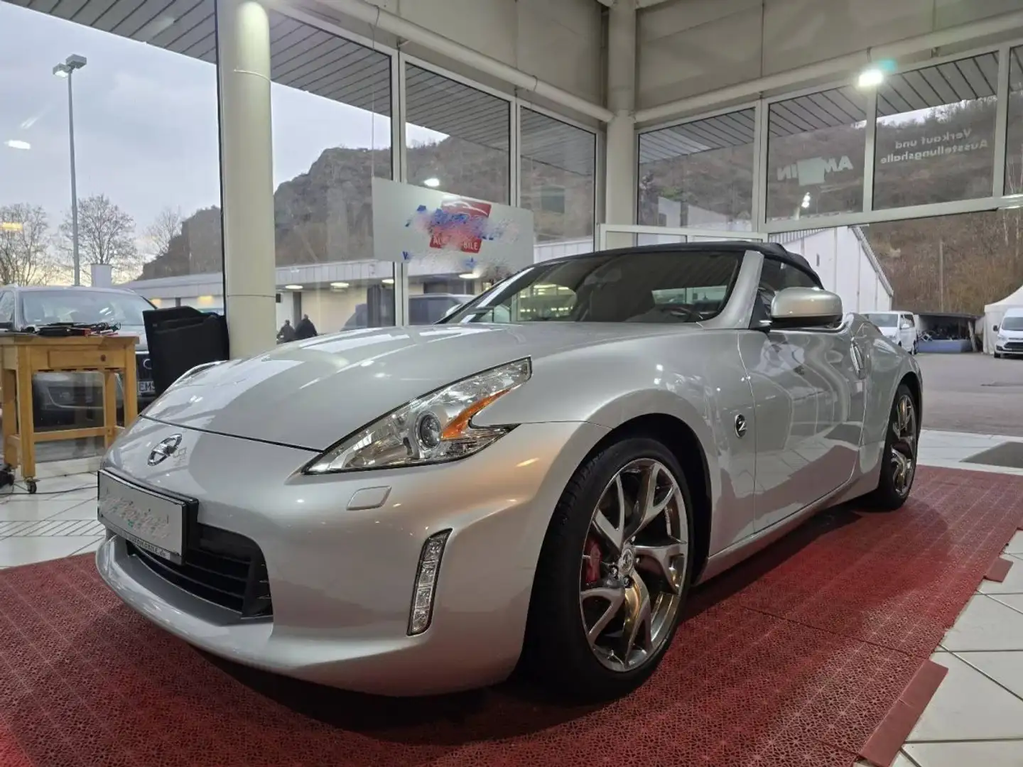 Nissan 370Z I (Z34) 3.7 V6 328ch 2018 Gris - 1