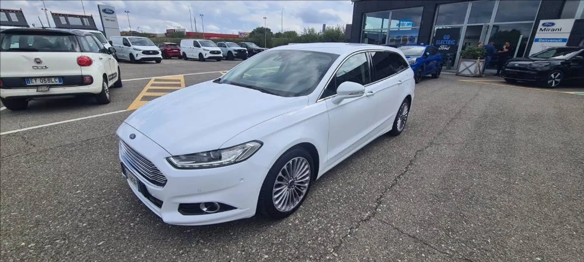 Ford Mondeo SW 2.0 tdci Titanium s&s 150cv Bianco - 1