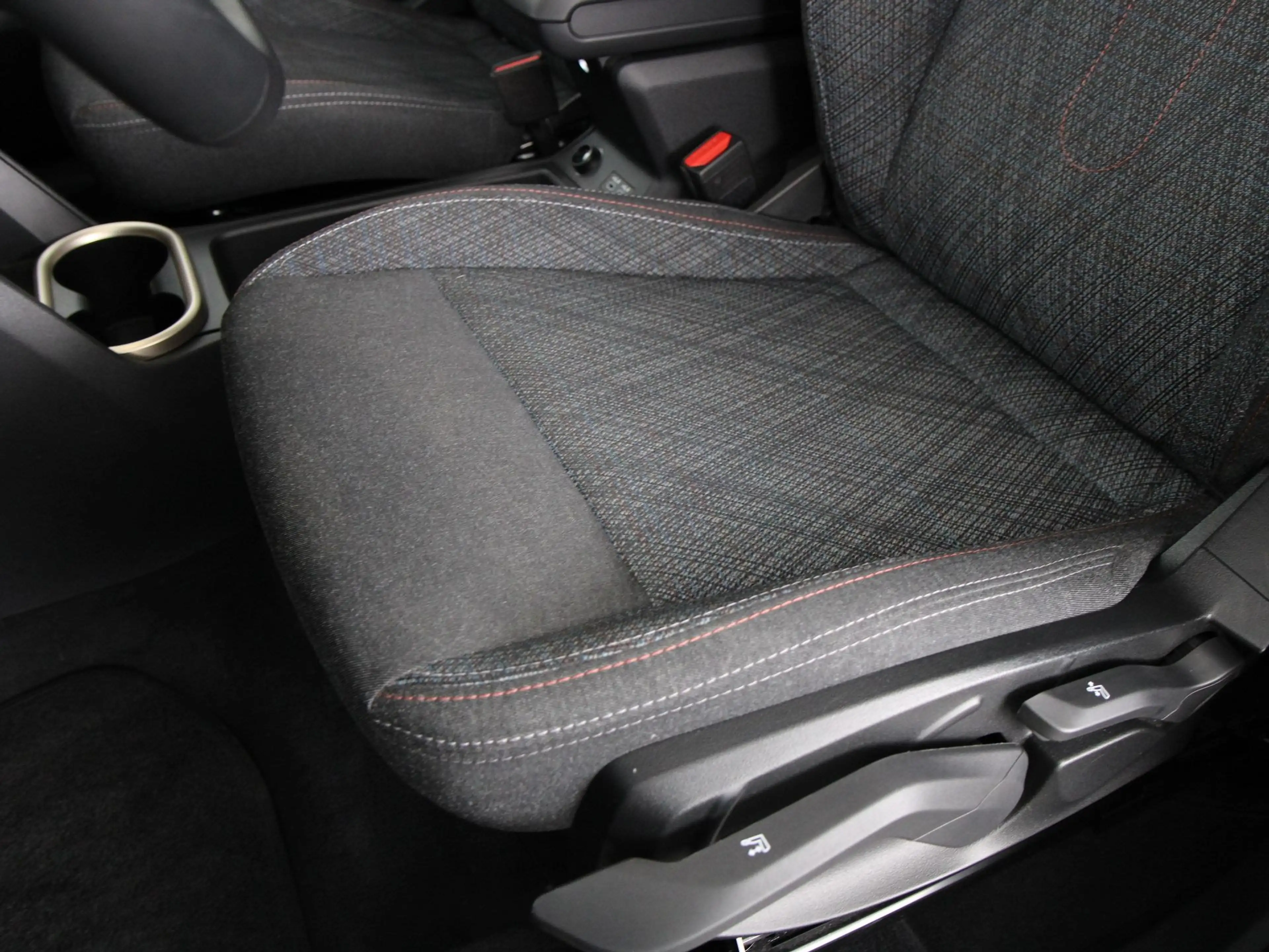 MINI Countryman E Essential Pakket XS — photo 15