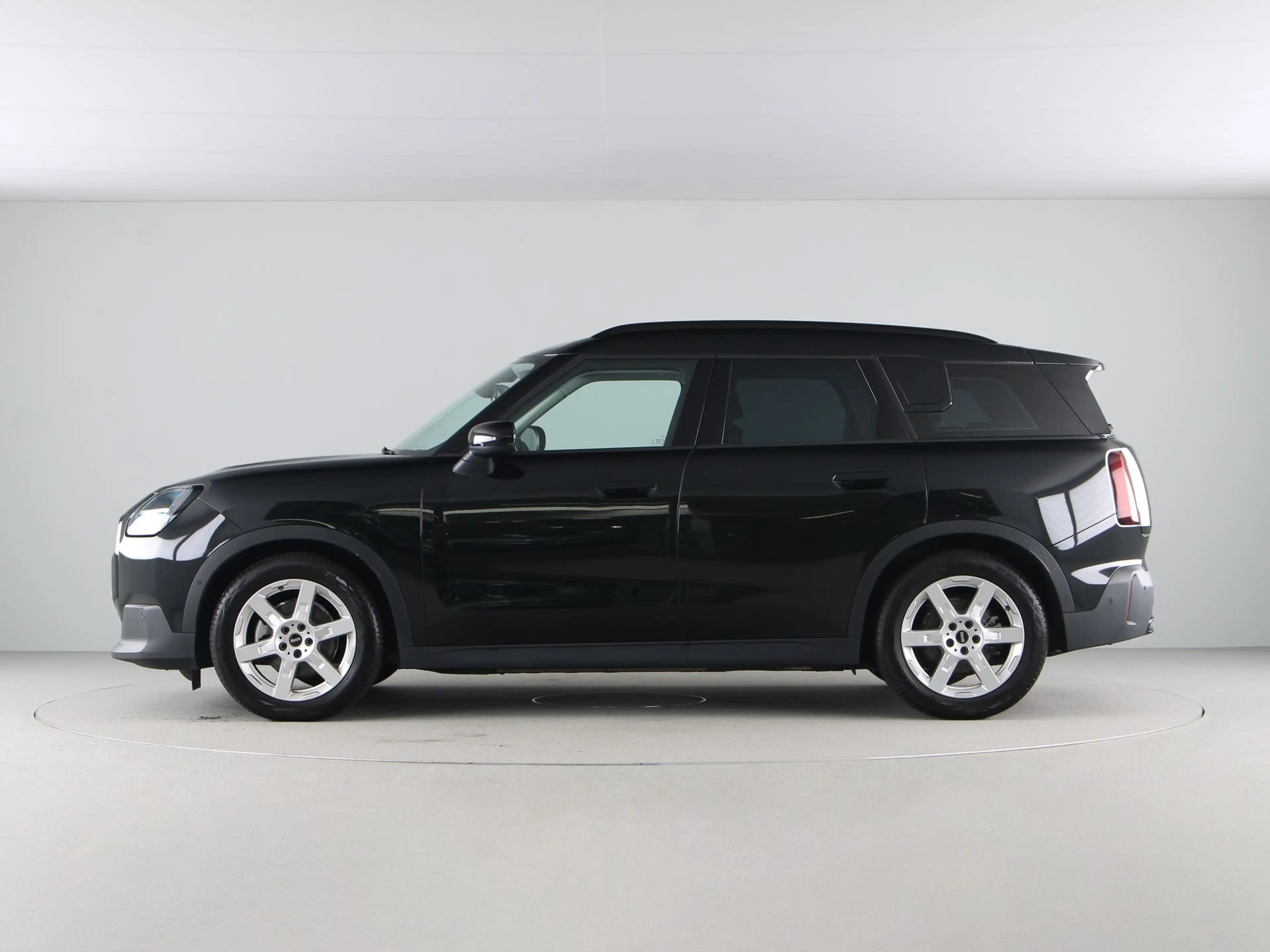 MINI Countryman E Essential Pakket XS — photo 12
