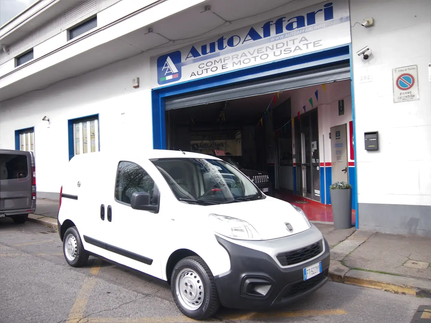 Fiat Fiorino 1.3MJET 80CV EURO6B CarPlay Bianco - 1
