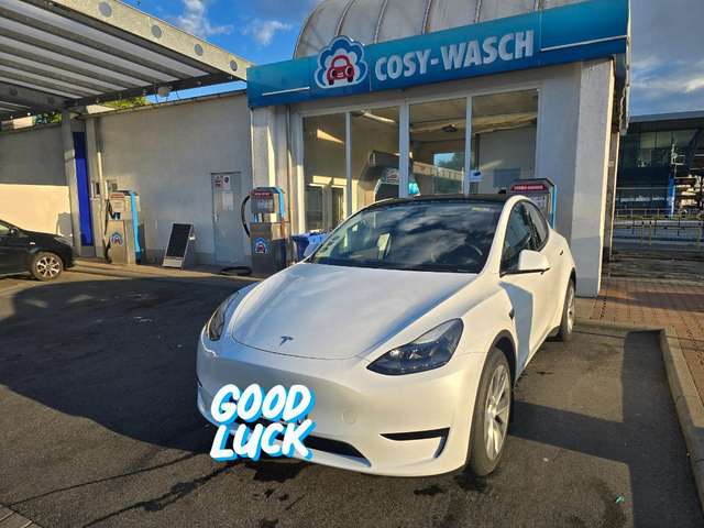 Imagine Tesla Model Y Model Y RWD