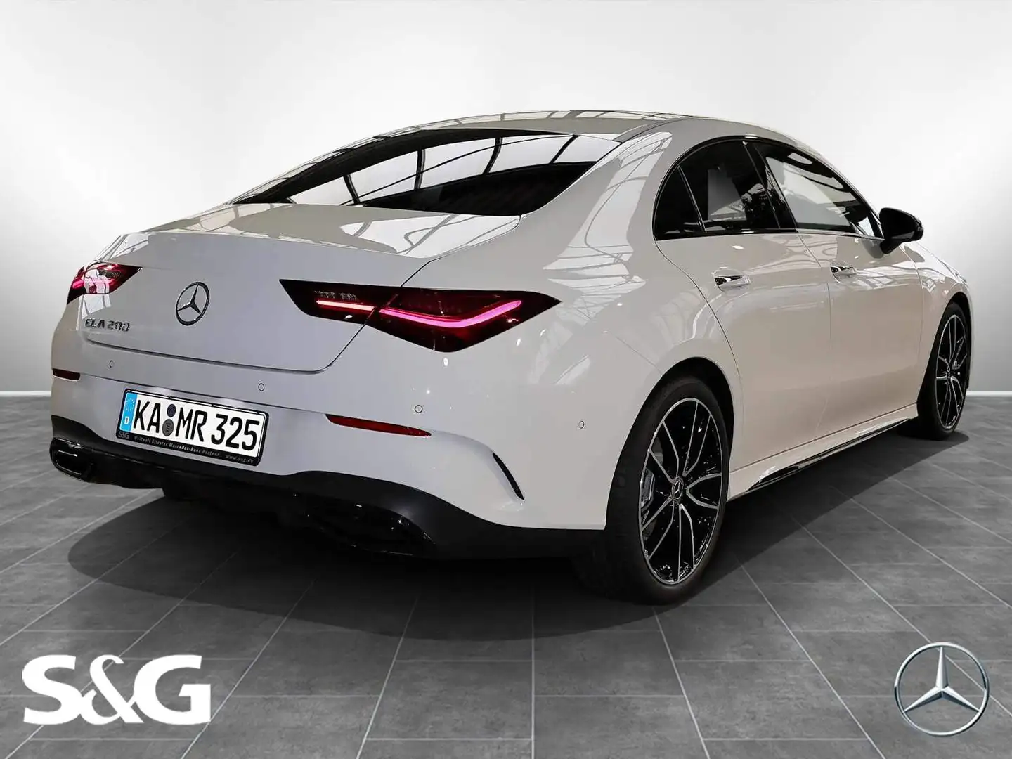 Mercedes-Benz CLA 200 Coupé AMG MBUX+RüKam+Pano+LED+Distro+19 Weiß - 2