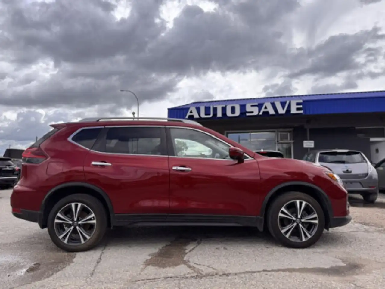 Nissan Rogue снимка Nissan Rogue