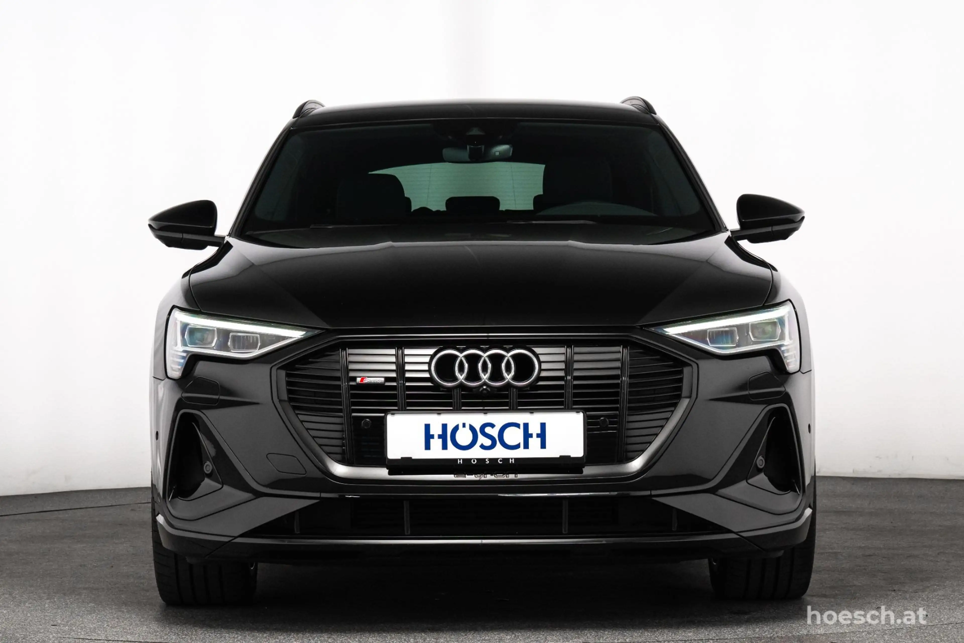Audi e-tron 55 S-LINE BLACK LEDER 360° B&O ASSISTENZ ANGEBOT — photo 2