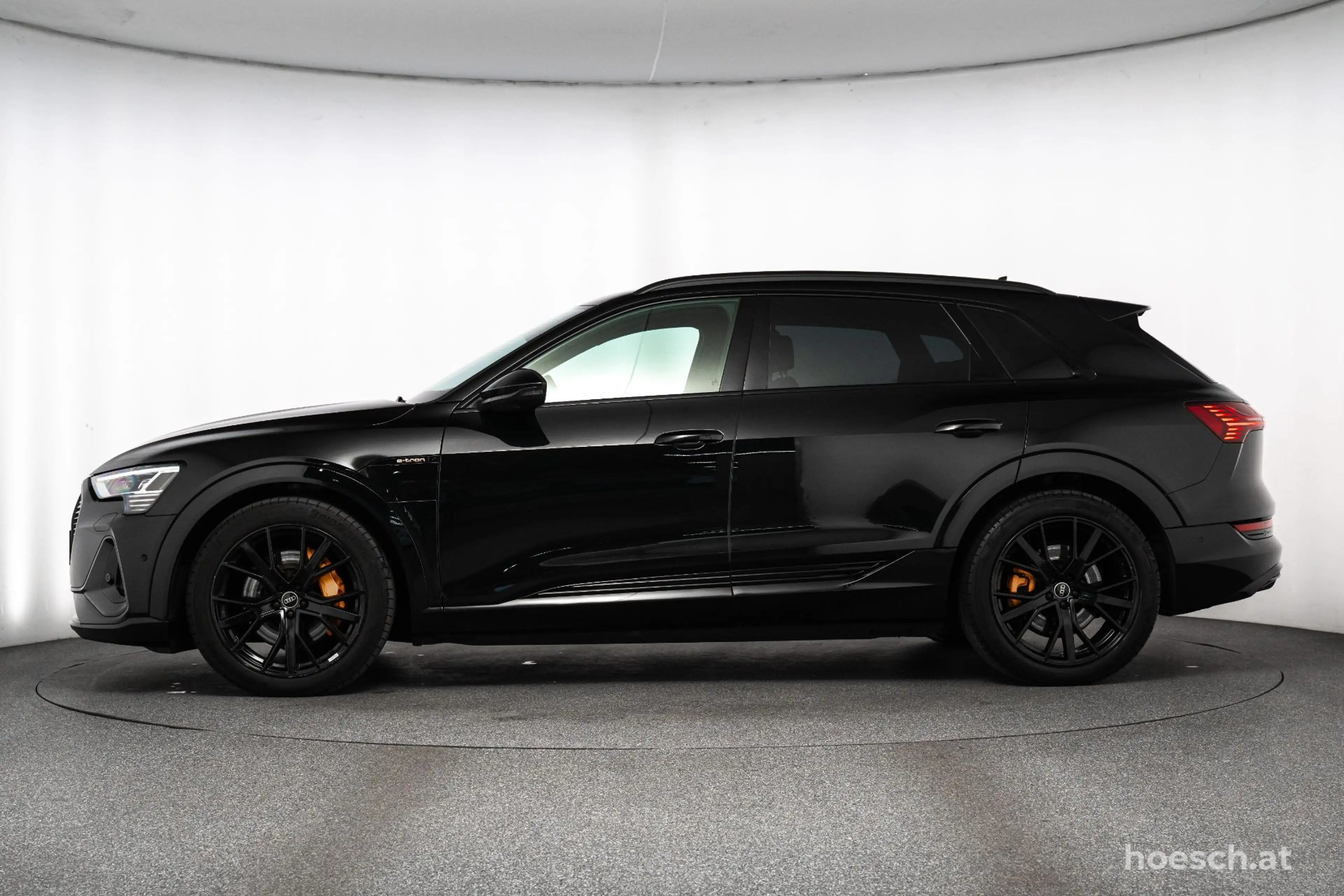 Audi e-tron 55 S-LINE BLACK LEDER 360° B&O ASSISTENZ ANGEBOT — photo 3
