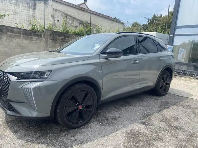 DS Automobiles DS 7 Crossback view 5