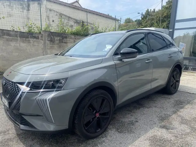 DS Automobiles DS 7 Crossback view 4