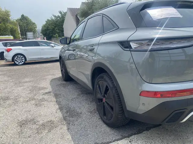 DS Automobiles DS 7 Crossback view 15