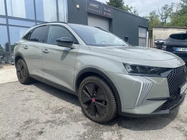 DS Automobiles DS 7 Crossback view 6