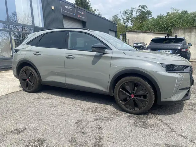 DS Automobiles DS 7 Crossback view 8