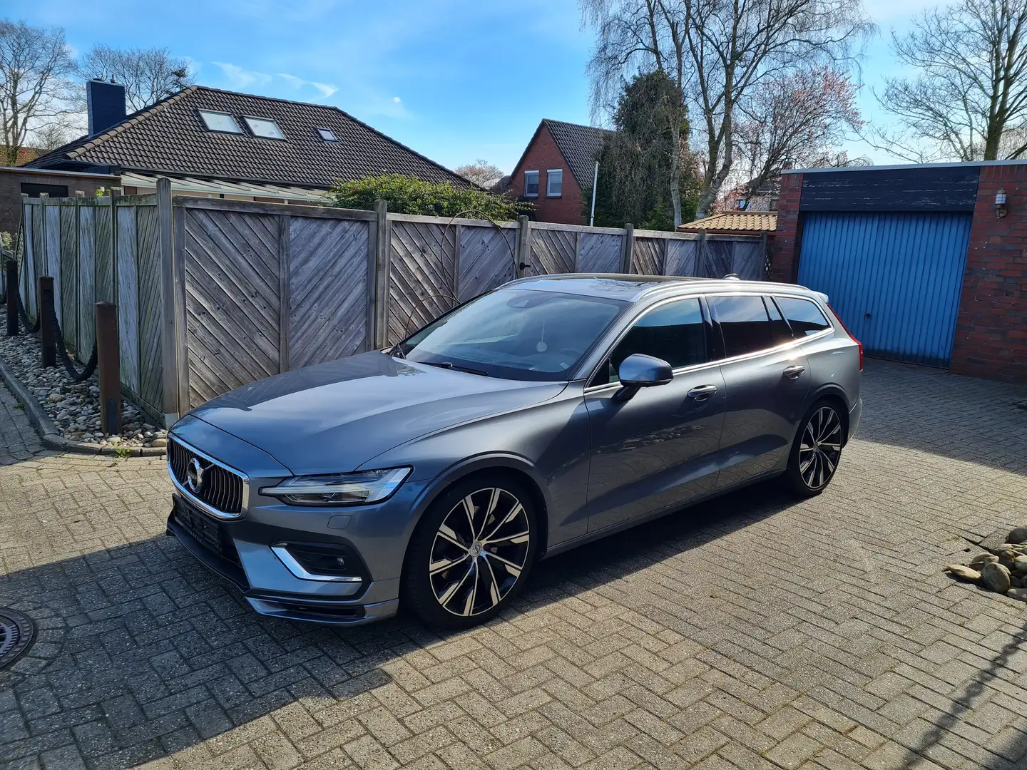 Volvo V60 V60 T5 Geartronic Inscription Grau - 1