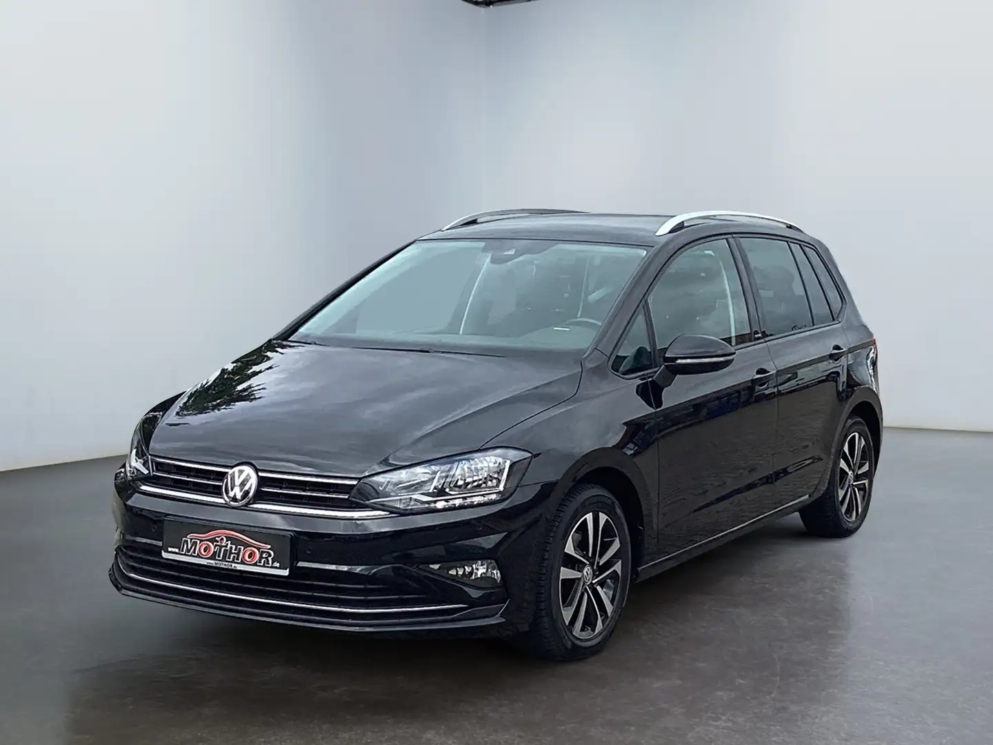 Volkswagen Golf Sportsvan VII 1.5 TSI Automatik Negru - 2