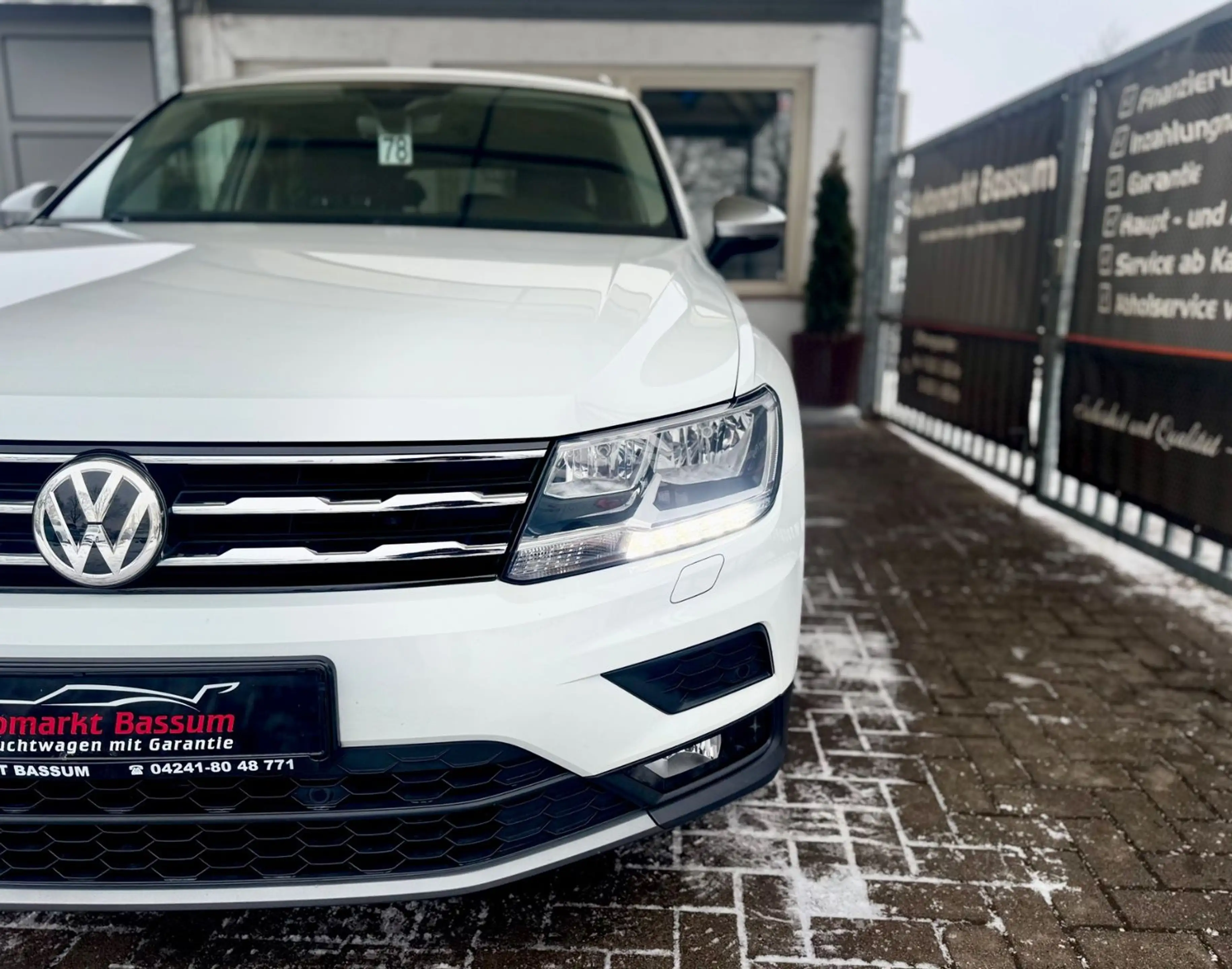 Volkswagen Tiguan Allspace Comfortline 7 Sitzer Navi AHK — photo 15