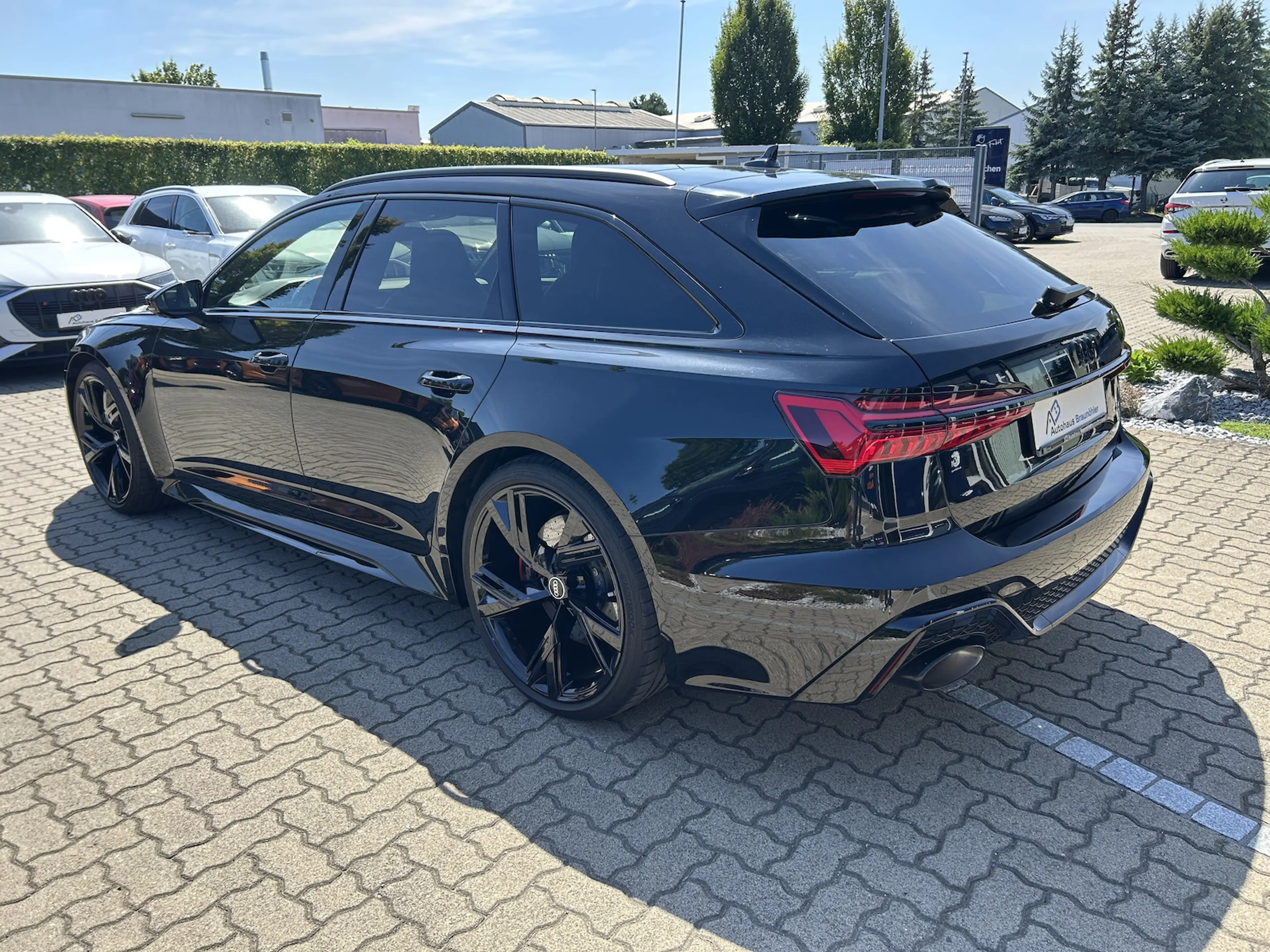 Audi RS6 4.0 TFSI quattro*Dynamik+*Keramik*Tour*Stadt* — photo 5