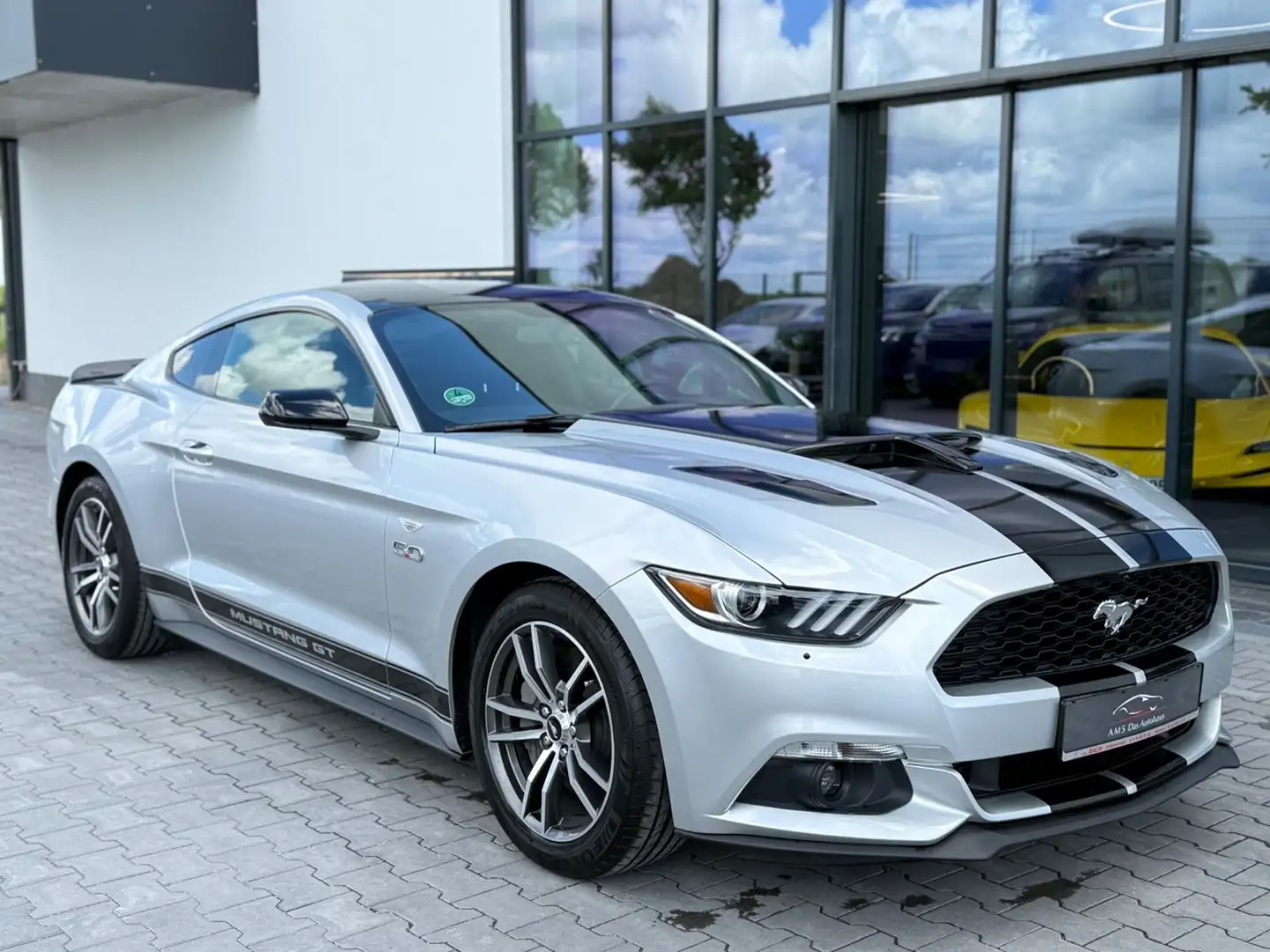 Ford Mustang 5.0 Ti-VCT V8 GT Leder Navi Autom.Carfax Silber - 2